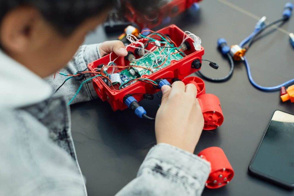 the Challenges When Starting Robotics as a Hobby
